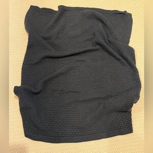 Pottery Barn Kids Black Honeycomb Blanket Like New Knit